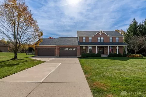 241 Shepherds Run Dr, Loveland, OH 45140