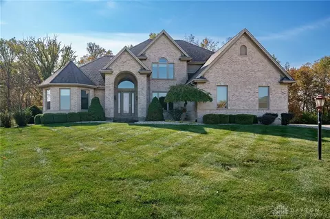 824 Oglethorpe Ct, Washington Township, OH 45458