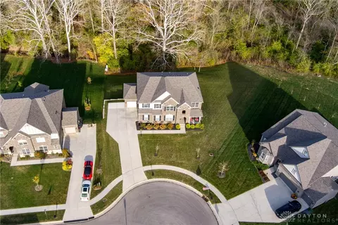 View/Area - 1887 Stonewater Dr, Washington Township, OH 45458 photo 4 of 9