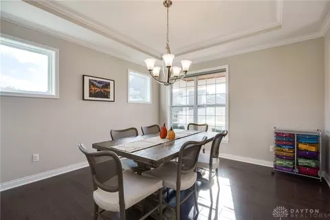 Dining - 1887 Stonewater Dr, Washington Township, OH 45458 photo 2 of 4