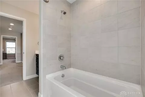 Bath - 1887 Stonewater Dr, Washington Township, OH 45458 photo 6 of 7