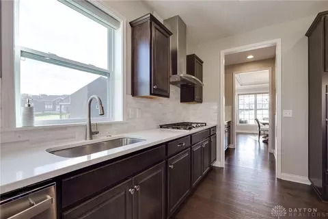 Kitchen - 1887 Stonewater Dr, Washington Township, OH 45458 photo 7 of 7