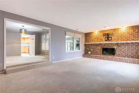 100 E Rahn Rd, Kettering, OH 45429 photo 2