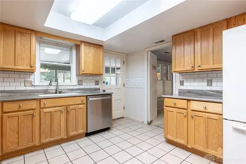 100 E Rahn Rd, Kettering, OH 45429 photo 5