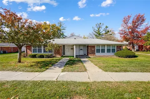 5840 Troy Villa Blvd, Huber Heights, OH 45424