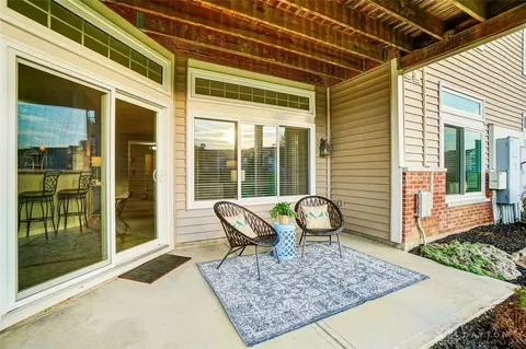 Exterior - 1241 Feather Trl, Maineville, OH 45039 photo 5 of 8