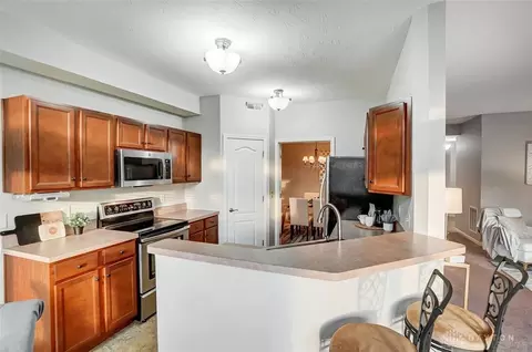 Kitchen - 1241 Feather Trl, Maineville, OH 45039 photo 1 of 7
