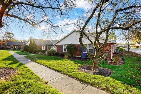 6376 Jason Ln, Centerville, OH 45459