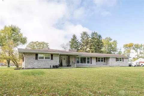 101 Edgewood Dr, Eaton, OH 45320