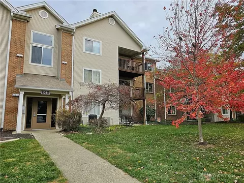 1311 Hollow Run, Centerville, OH 45459 photo 2