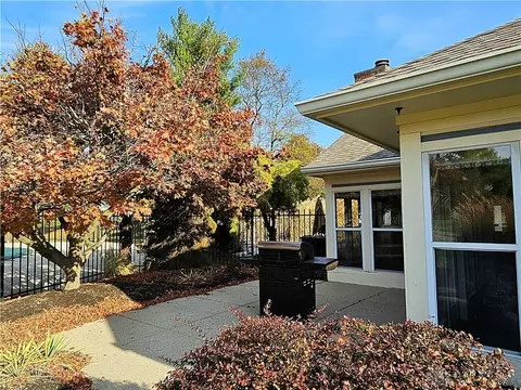 1311 Hollow Run, Centerville, OH 45459 photo 18