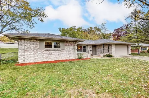6443 Oakhurst Pl, Dayton, OH 45414