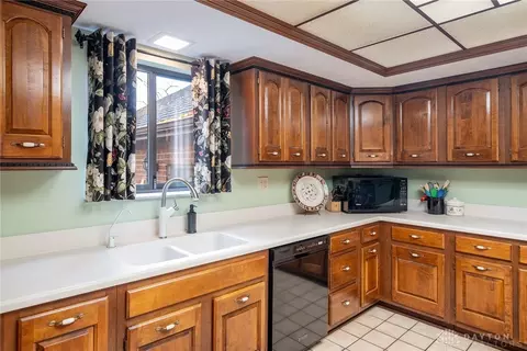 5525 Hunter Rd, Enon, OH 45323 photo 13