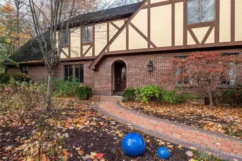 5525 Hunter Rd, Enon, OH 45323 photo 2