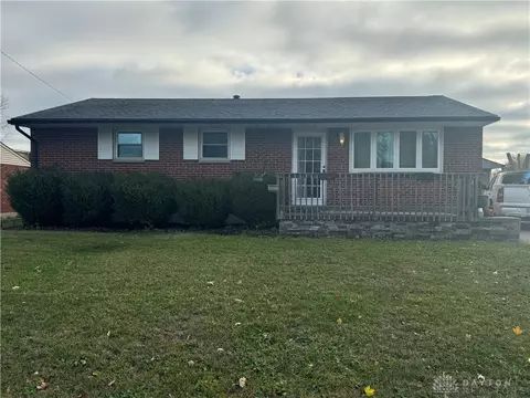 1860 Ironwood Dr, Fairborn, OH 45324
