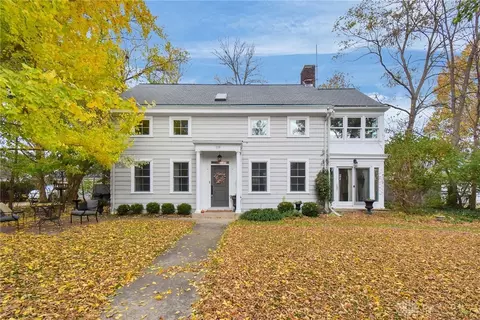 119 W Davis St, Yellow Springs, OH 45387