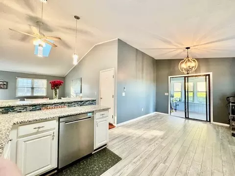 Kitchen - 570 Basil St, Springboro, OH 45066 photo 10 of 12