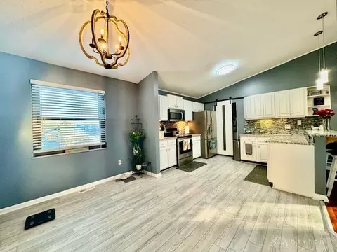 Kitchen - 570 Basil St, Springboro, OH 45066 photo 11 of 12