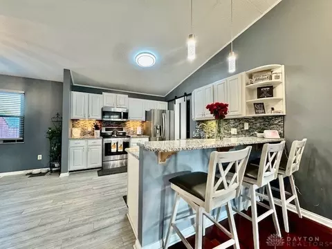 Kitchen - 570 Basil St, Springboro, OH 45066 photo 1 of 12