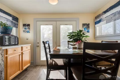 Dining - 405 E Mccreight Ave, Springfield, OH 45503 photo 1 of 1