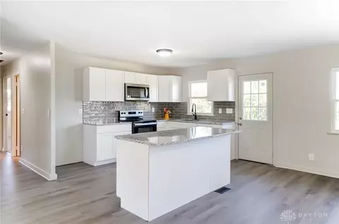 Kitchen - 2923 Cavins Dr, Springfield, OH 45503 photo 1 of 3