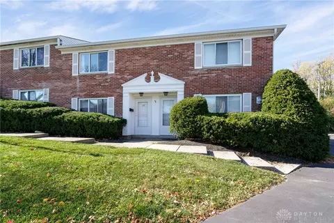 775 Clareridge Ln, Centerville, OH 45458 photo 2