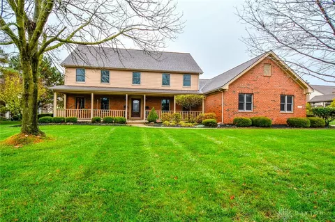 303 Southwood Trl, Dayton, OH 45440