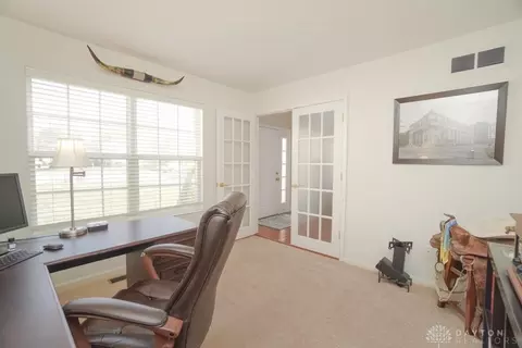 660 Mccormick Ln, Cincinnati, OH 45245 photo 5