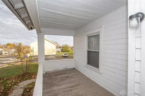124 S Shaffer St, Springfield, OH 45506 photo 3