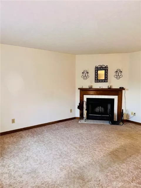 1420 Saint Paris Pike #I, Springfield, OH 45504 photo 4