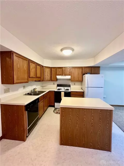 1420 Saint Paris Pike #I, Springfield, OH 45504 photo 6