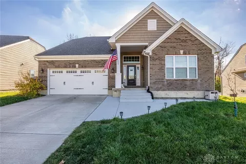 4006 Forestedge St, Tipp City, OH 45371