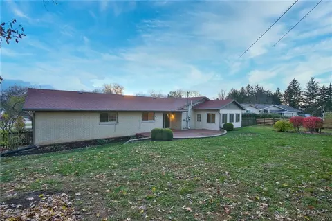 Exterior - 4825 Ackerman Blvd, Kettering, OH 45429 photo 6 of 11