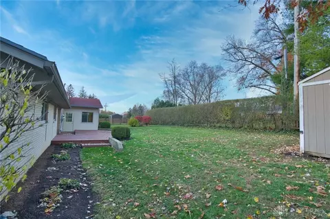 Exterior - 4825 Ackerman Blvd, Kettering, OH 45429 photo 5 of 11