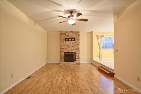 Living - 4825 Ackerman Blvd, Kettering, OH 45429 photo 6 of 11