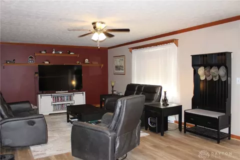 Living - 4444 Wayne Trace Rd, Eaton, OH 45320 photo 4 of 4