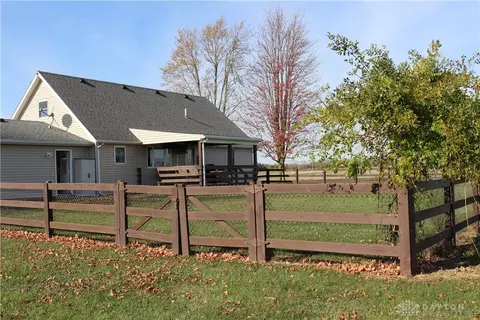 Exterior - 4444 Wayne Trace Rd, Eaton, OH 45320 photo 6 of 28