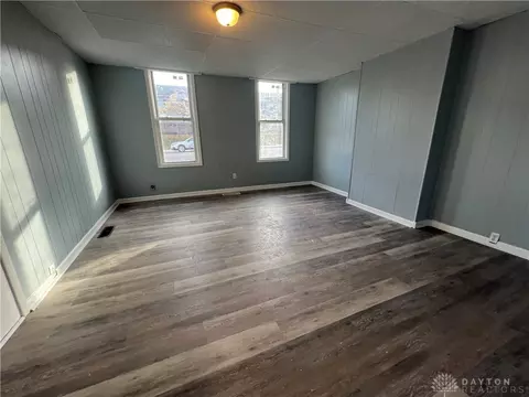 1308 W High St, Springfield, OH 45506 photo 6