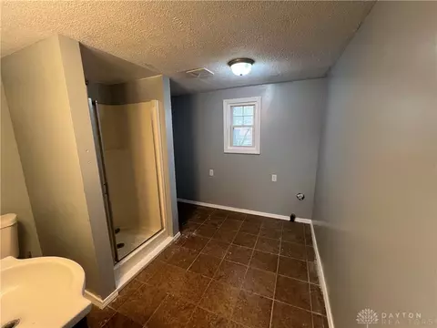 1308 W High St, Springfield, OH 45506 photo 9