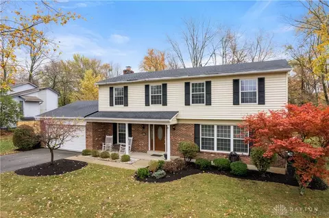 6362 Paxton Woods Dr, Loveland, OH 45140