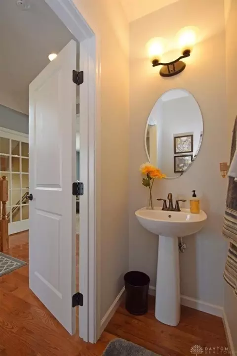 Bath - 9488 Tunis Dr, Harrison, OH 45030 photo 3 of 3