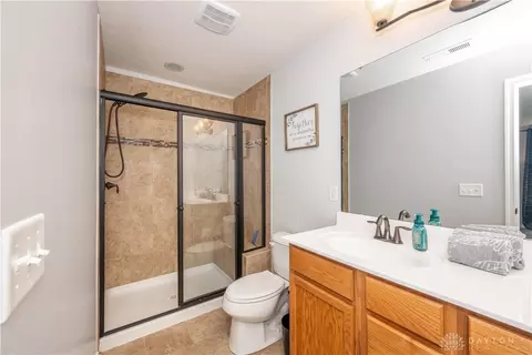 Bath - 9488 Tunis Dr, Harrison, OH 45030 photo 2 of 3