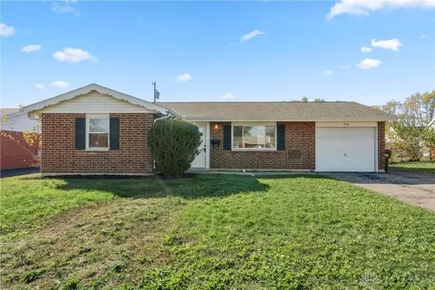 276 Oregon Dr, Xenia, OH 45385