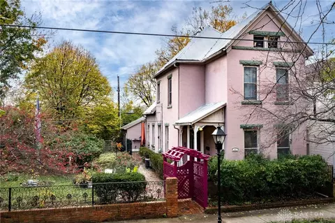 52 Green St, Dayton, OH 45402