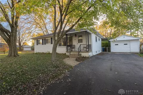 485 Twinning Dr, Dayton, OH 45431