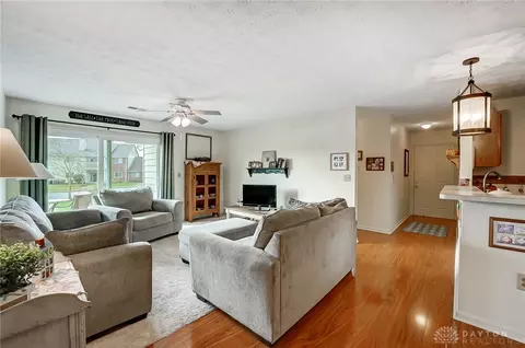 6581 Brigham Sq #2, Centerville, OH 45459 photo 3