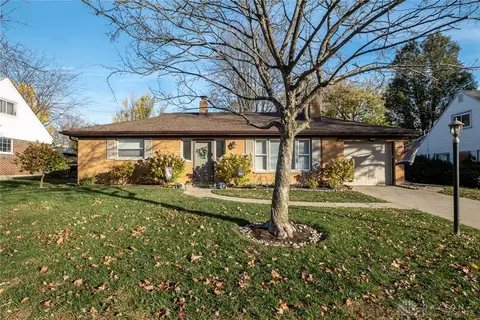 971 Gardner Rd, Dayton, OH 45429