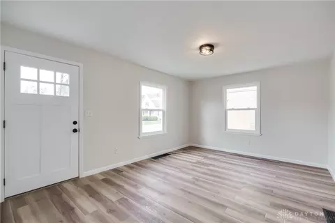 738 Rodgers Dr, Springfield, OH 45503 photo 6
