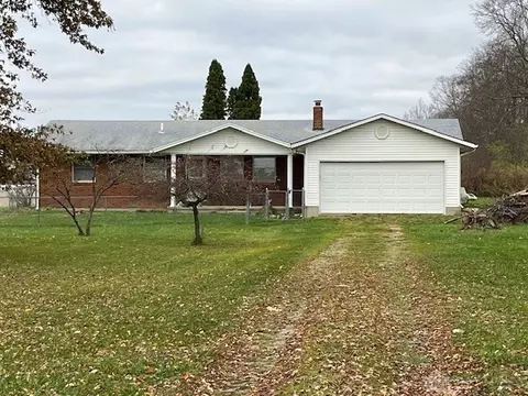 4447 Maple Grove Rd, Eaton, OH 45320