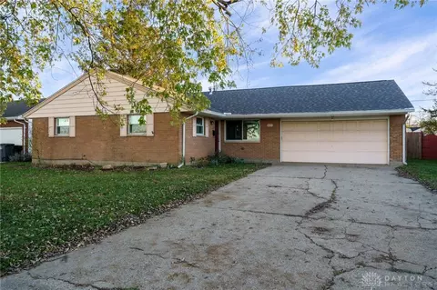 640 N Alex Rd, West Carrollton, OH 45449